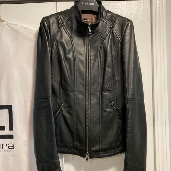 Beautiful Black Danier Leather Jacket - Picture 1 of 6